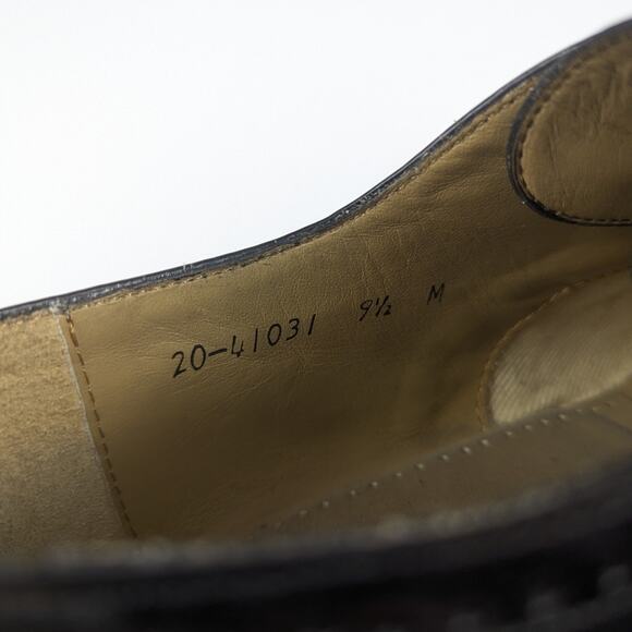 Johnston & Murphy Black Leather Wingtip Brogue Oxford Size 9.5 main image 7